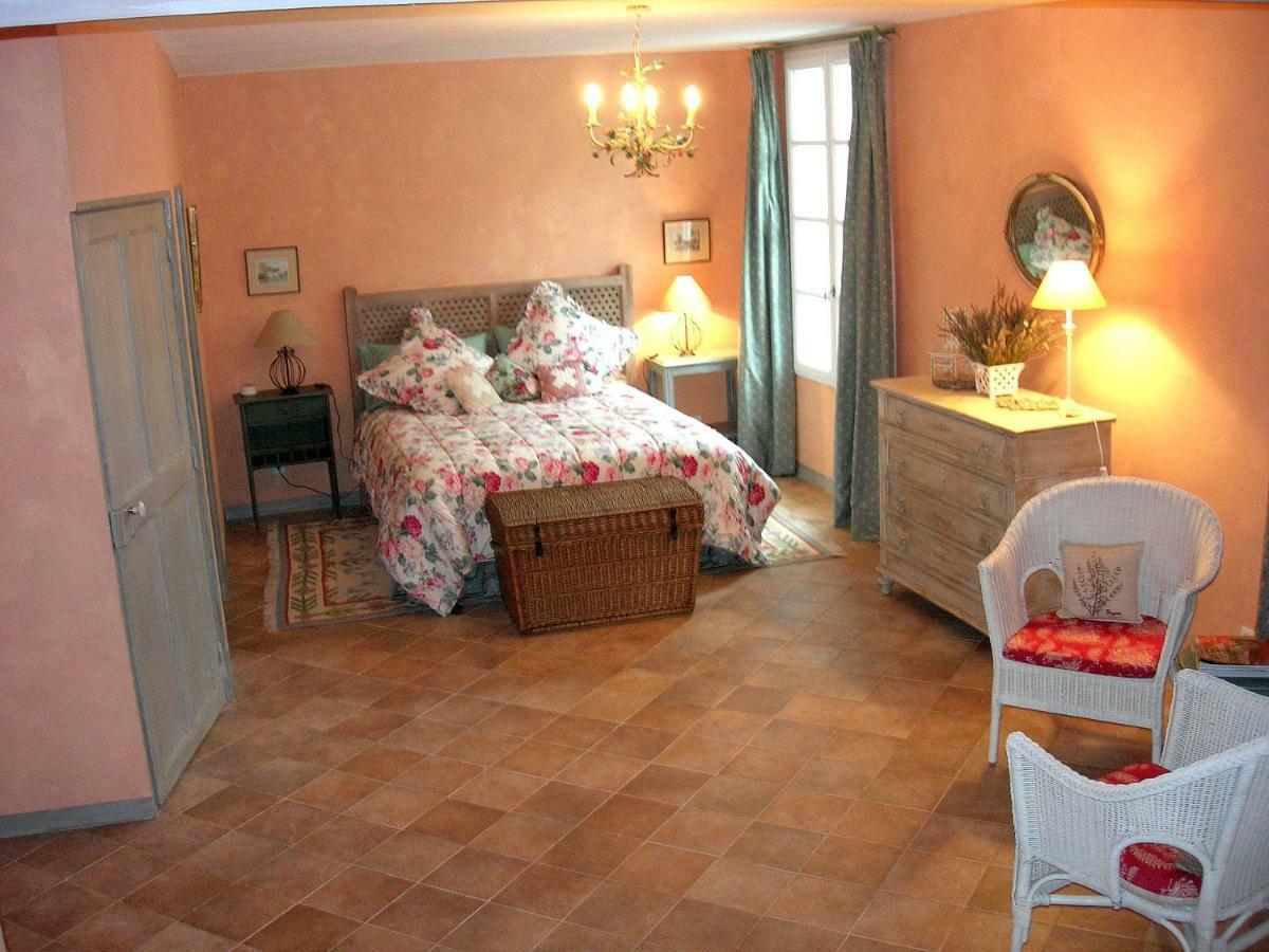 Le Clos Des Freres Gris Bed and Breakfast Aix-en-Provence Exterior foto
